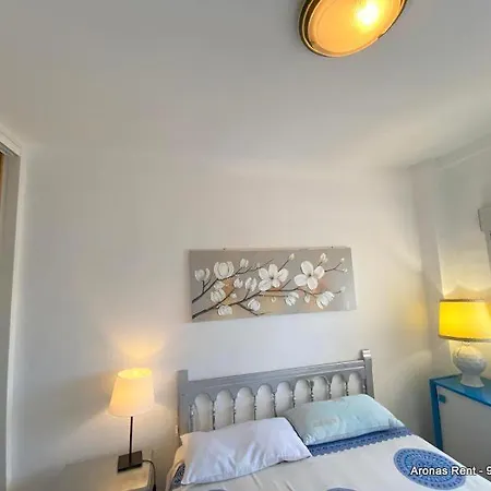 Tenerife Sun Holidays , Los Cristianos Apartment Arona (Tenerife)