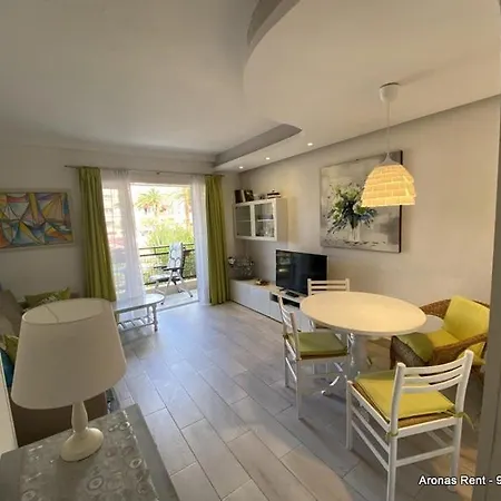 Tenerife Sun Holidays , Los Cristianos Appartement Arona (Tenerife)
